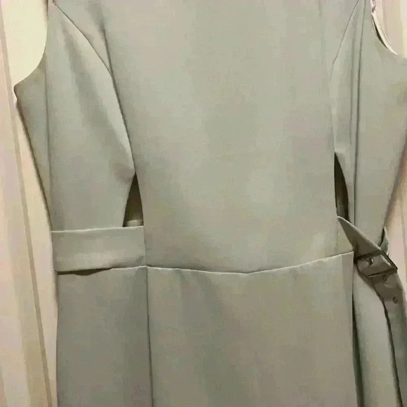 Romper - Picture 2 of 5